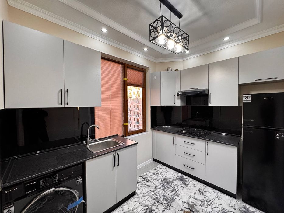 Продаётся 3х Комнатная квартира по адресу Рудакий