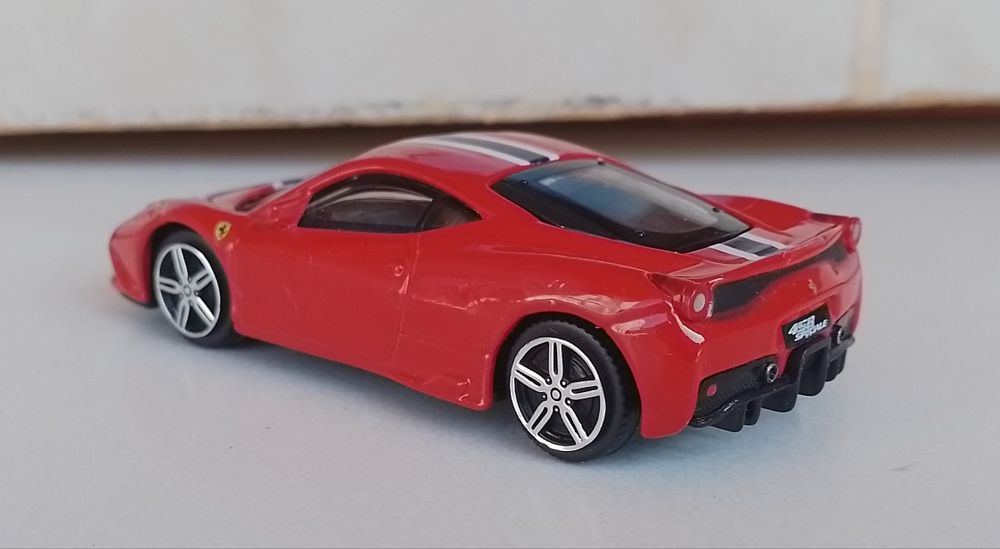 Ferrari 458 Speciale, мащаб 1/43