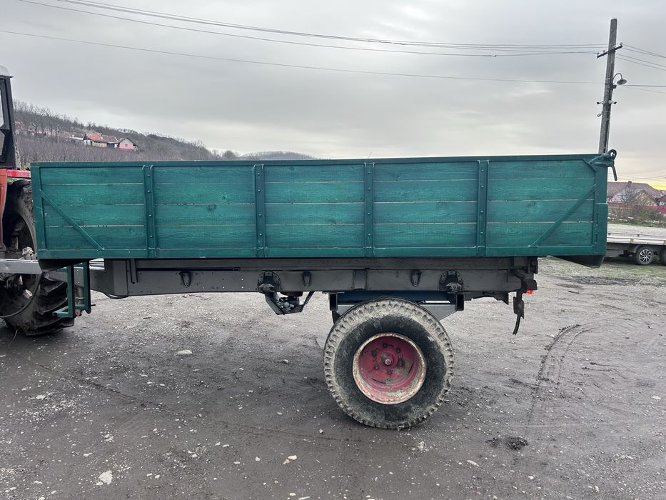 Remorca basculabila pe spate !!!