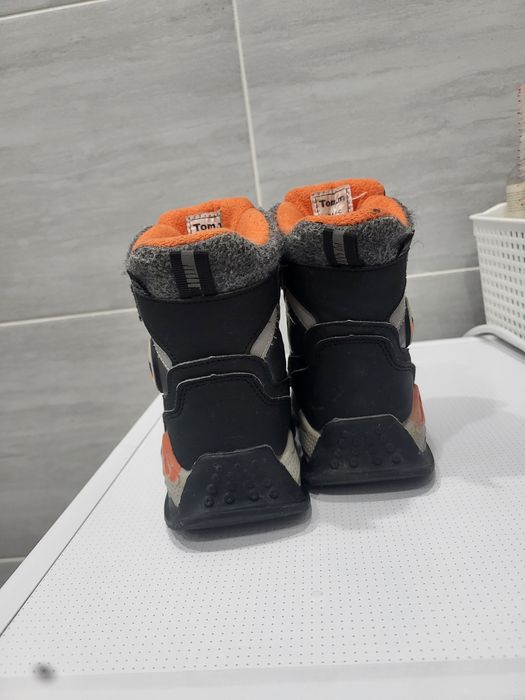 Зимние детские ботинки