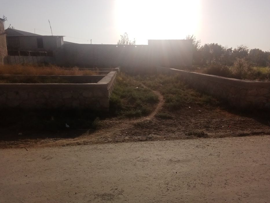 Участка сотилади