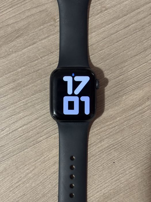 Apple watch se 40мм