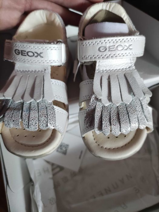 Детски сандали Geox