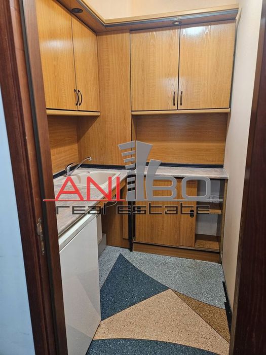 Продава се Офис в Варна, Гръцка махала - 117 кв.м за 2736 €/кв.м - Снимка #8
