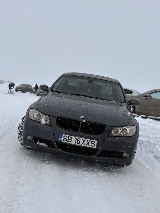 Vand bmw 320i benzina