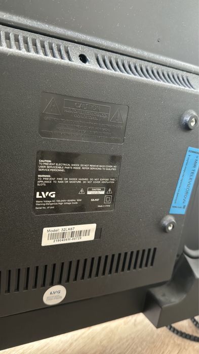 Телевизор со сломанной матрицей