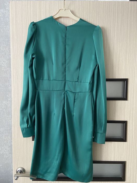 Продам платье нарядное