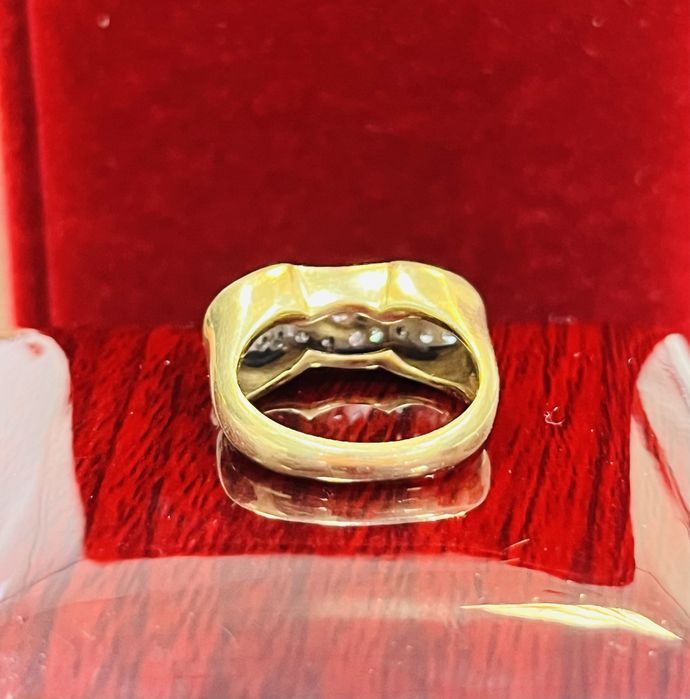 Дамски пръстен жълто злато и брилянти