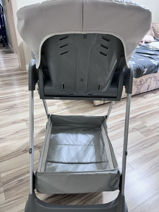 Продам стульчик для кормления