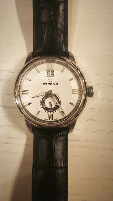 Швейцарски часовник Eterna 334.005 (Madison Big Date Small Seconds)
