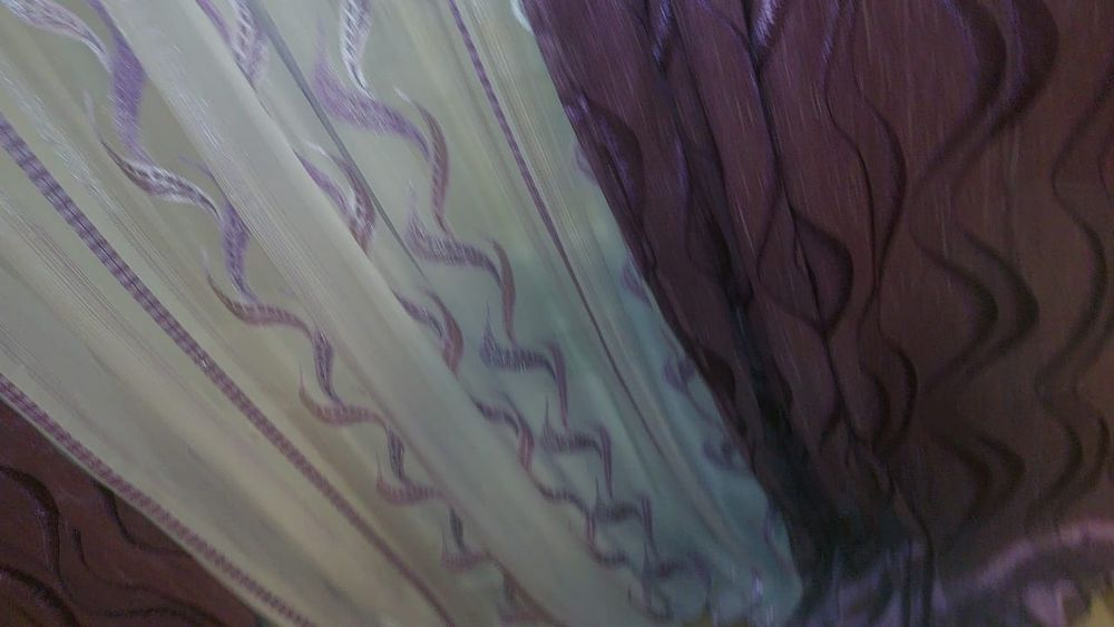 Продам шторы в зал