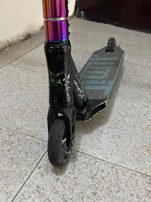 Продается кастомный трюковой самокат