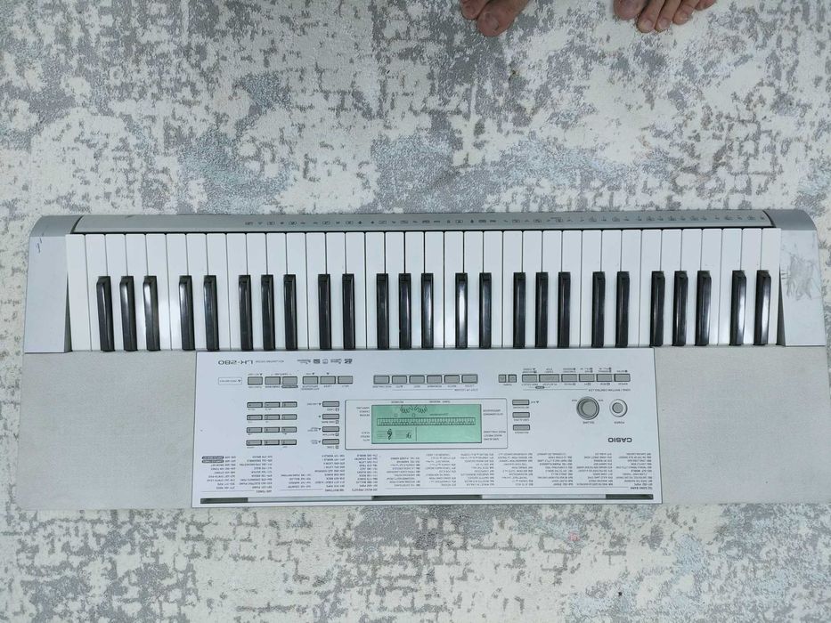 Синтезатор Casio LK 280