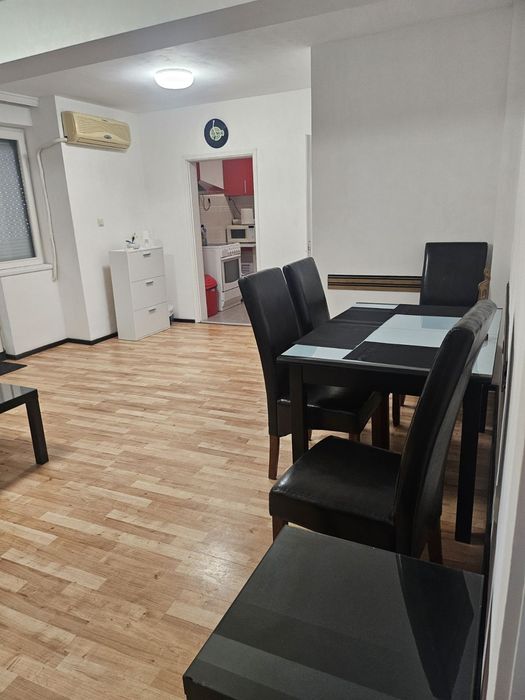 Дава се под наем Многостаен апартамент в Варна, Лятно кино Тракия - 100 кв.м за 765 € - Снимка #1