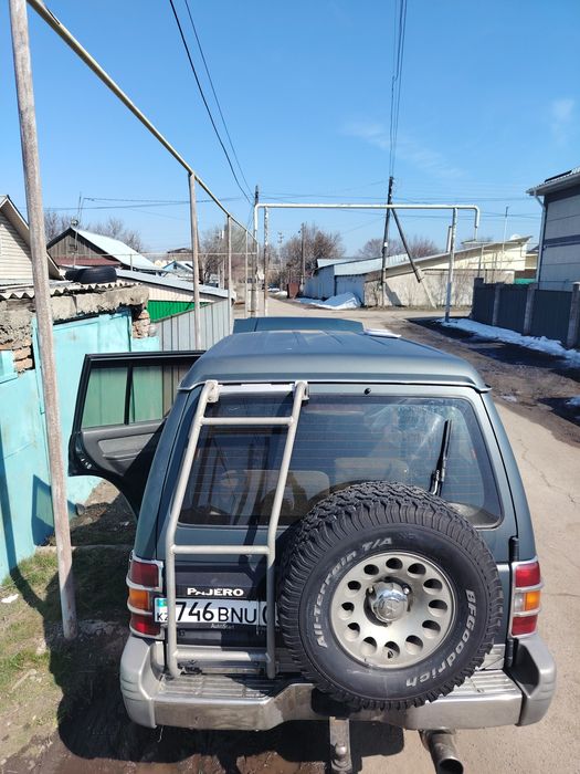 Mitsubishi Pajero 1995 2.7л.
