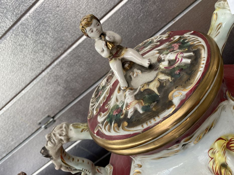 Огромни порцеланови съдове каподимонте ваза супник урна