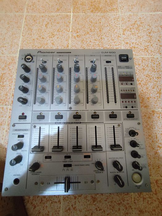 Piooner mixer DJM-600