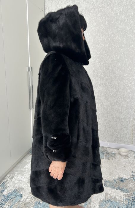 ШУБА НОРКА ,черная,новая
