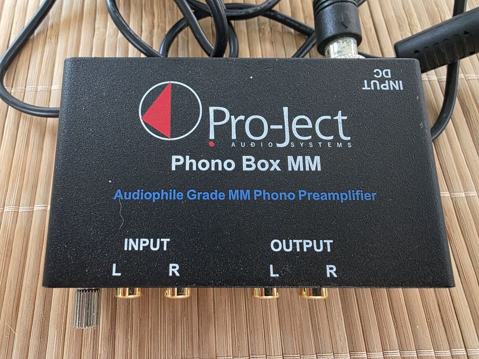 Vând preamplificator Phono MM PRO-JECT Phono Box MM