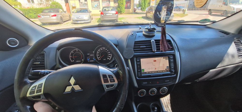 Vând Mitsubishi ASX 1.8 DI-D 4WD Instyle – 2011