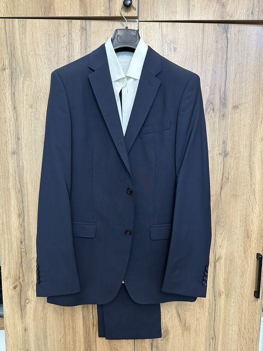 Мужской костюм Bugatti