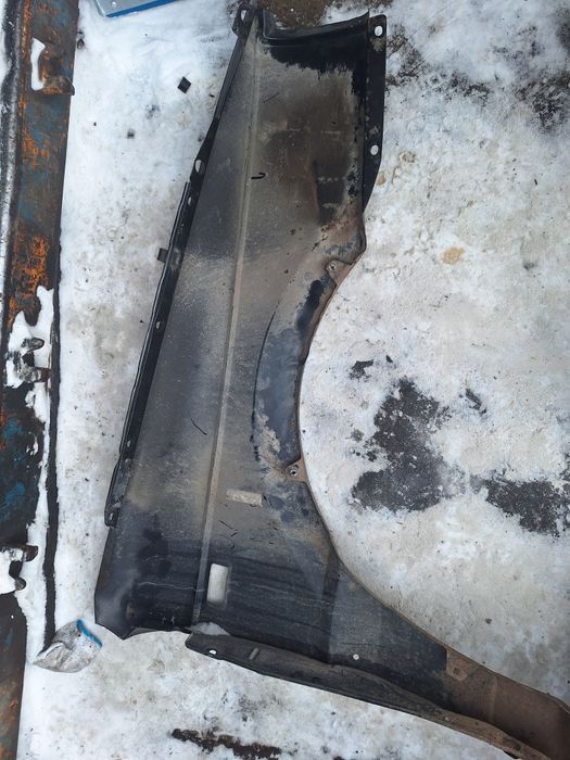 Крыло на Фольксваген Пассат б3