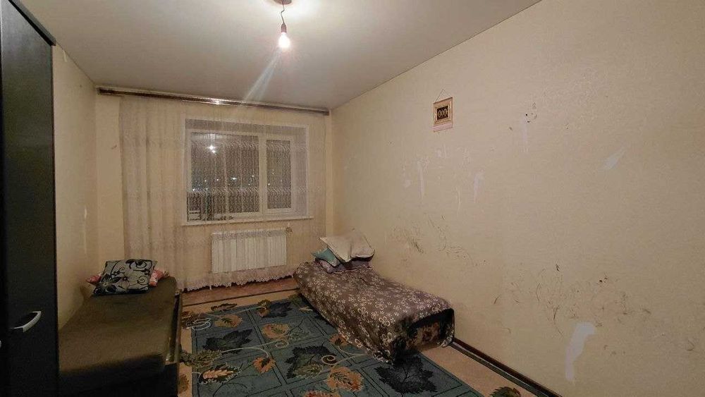 Продам 2 ком кв мкр АЭРОПОРТ