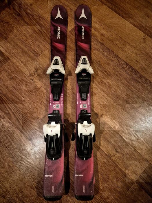Ski-uri copii Atomic Maven 90, clăpari Dalbello 21, bețe Leki