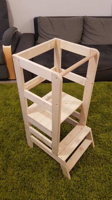 Learning tower/turn de învățare