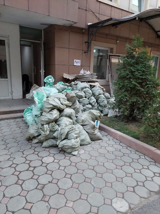 Вывоз мусора Алматы. 5 тонник. Большой газель