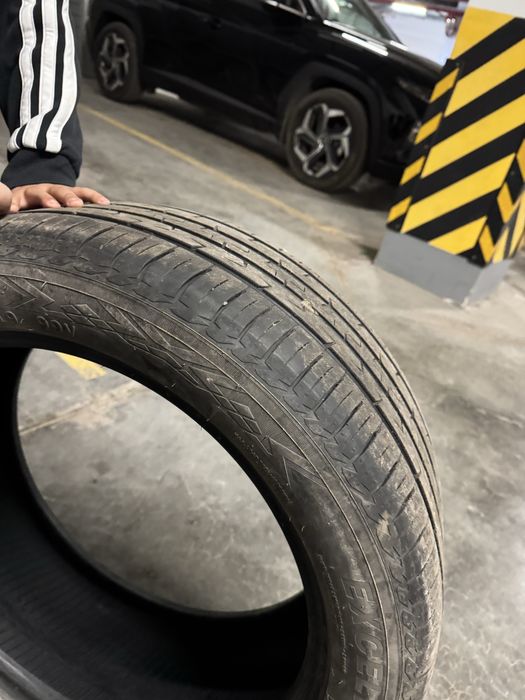 Комплект шин в отличном состояний