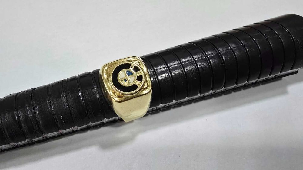 Златен мъжки пръстен 14 карата BMW