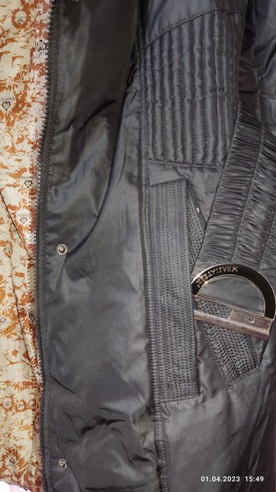 Зимняя куртка р. 44
