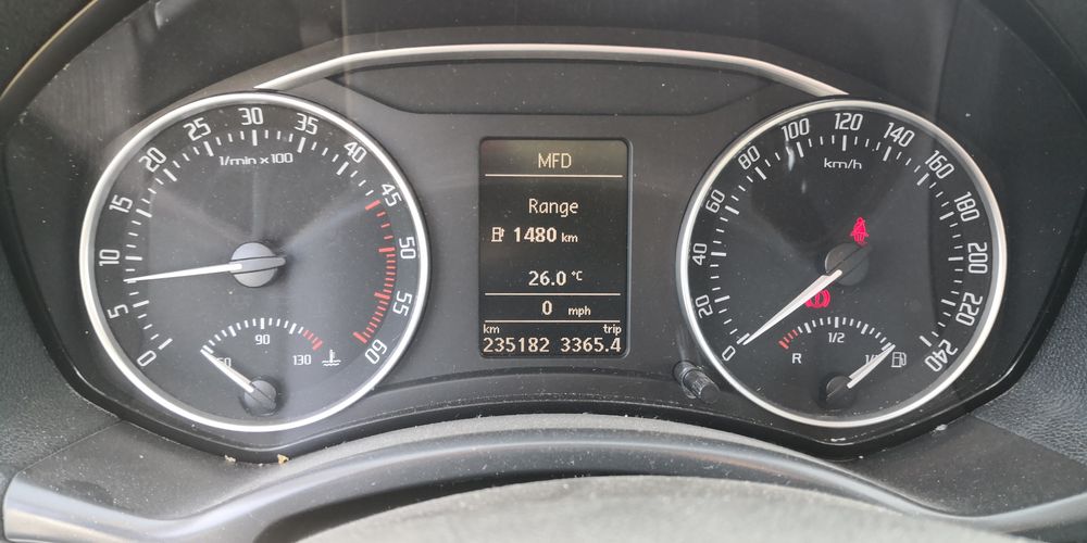 Skoda octavia II1.6 dsg7