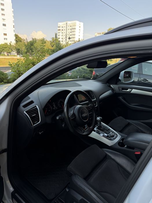 Audi Q5 2.0 TDI / S tronic / 3x S-line / Quattro/ 190 CP / Euro 6 / Shadow Line