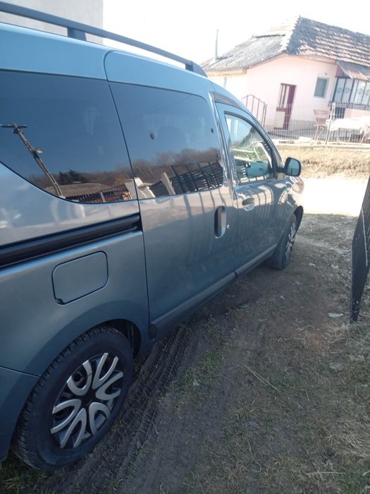 DACIA Dokker 2013