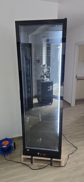 Vitrina frigorifica simpla nouă