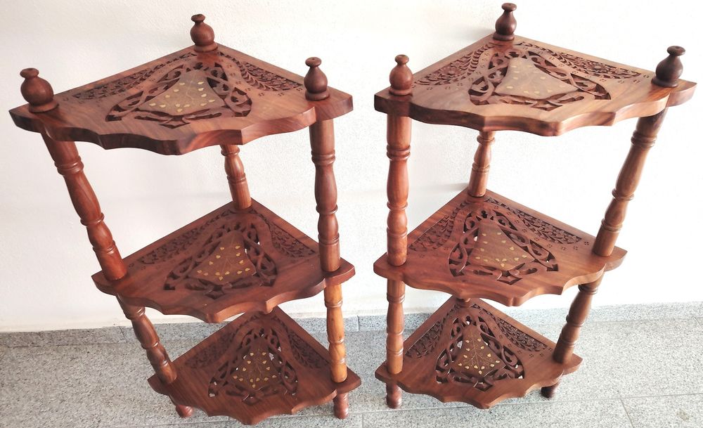 Set de 2 colțare, etajere din lemn de trandafir sculptate integral man