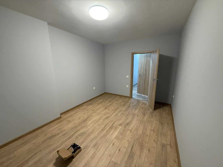 Тристаен апартамент в Благоевград, Широк център, ново строителство