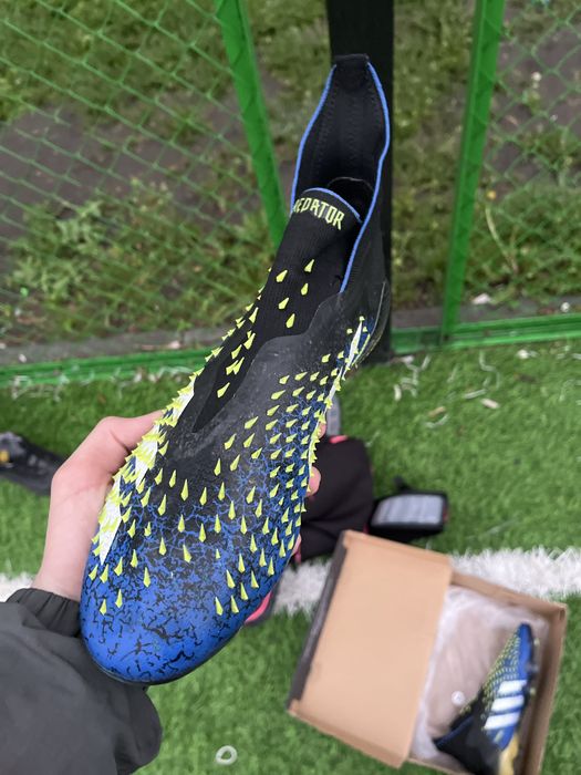 Бутсы Adidas Predator