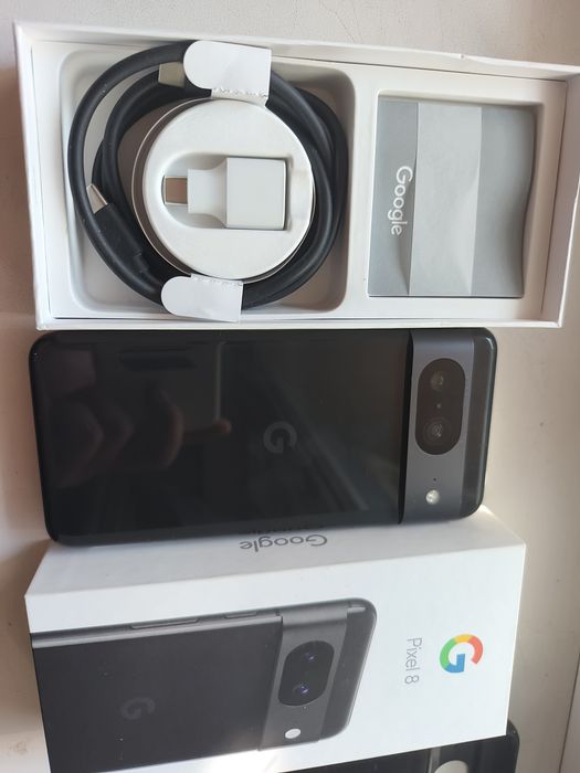 Google Pixel 8 black