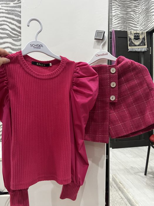 Продам нарядную одежду для девочки