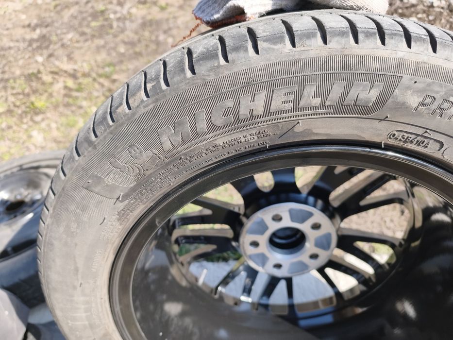 Продам диски с резиной