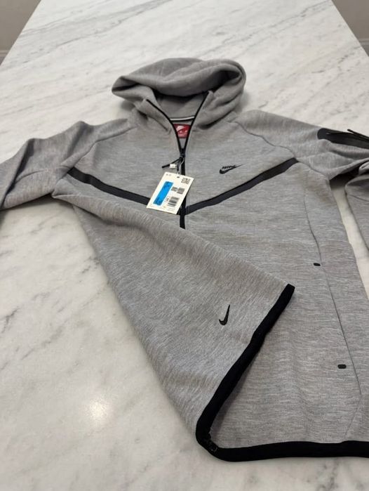 Trening Nike Tech Fleece Gri - Bumbac