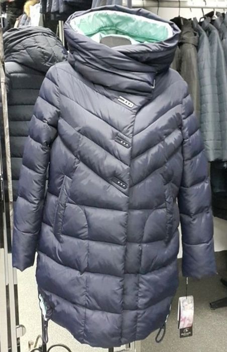 Женский зимний пуховик