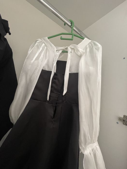 Бір рет киілген әдемі көйлек сатылады