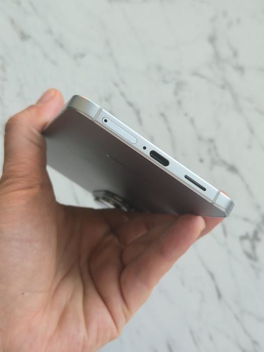 Vand Samsung S25 Edge Knox