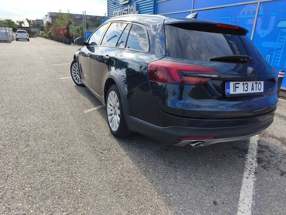 Opel Insignia Country Touter 2016