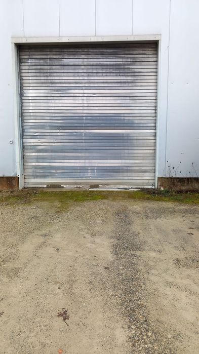 Vând ușă rulantă