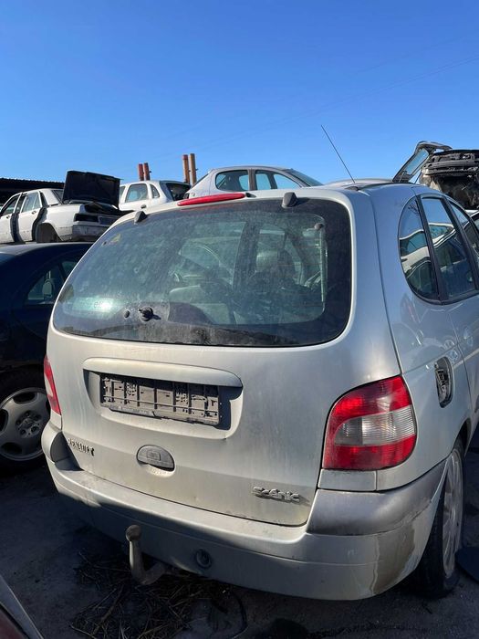 На части Renault Megane Scenic  / Рено Меган Сценик 1.6i - 2.0i - 1.9d